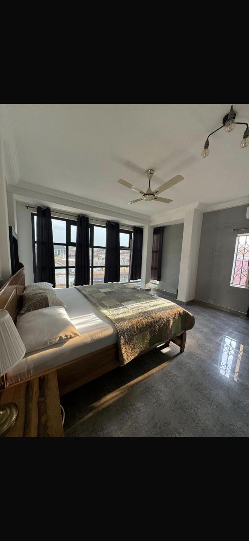 Baffour Apartments Adiebeba Extérieur photo
